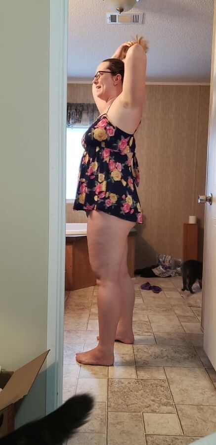 Chubby slut exposed