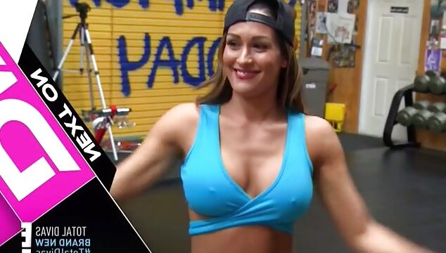 WWE diva Nikki Bella Topless Teasing Big Juicy Tits