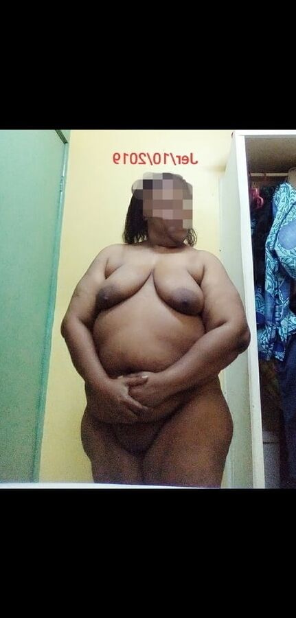 Gosiha FETTFOTZE aus Port Moresby, Papua-Neuguinea