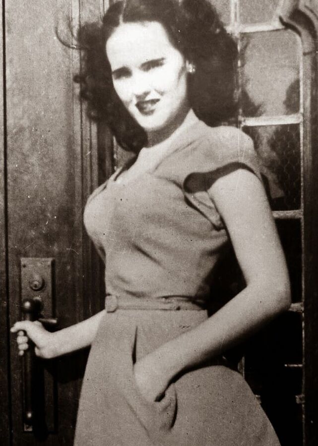 The beautiful Elizabeth Short