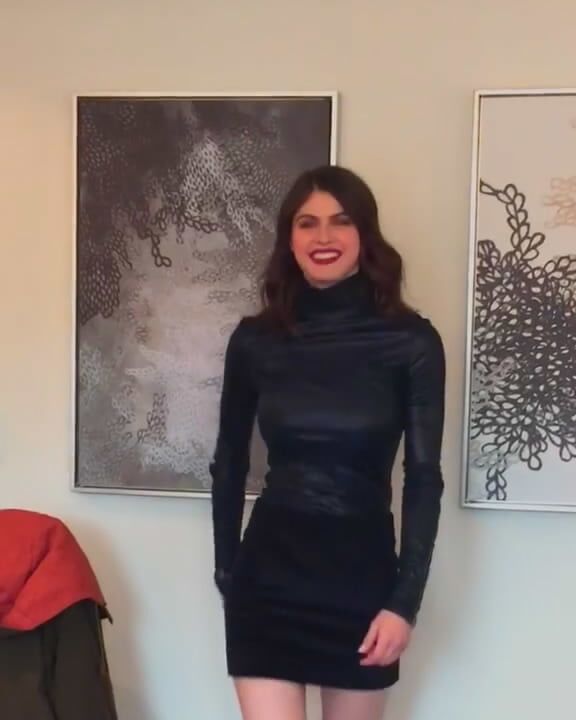 Alexandra Daddario beautiful girl