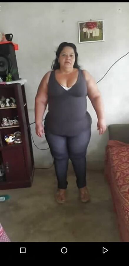 Esme nalgona madura