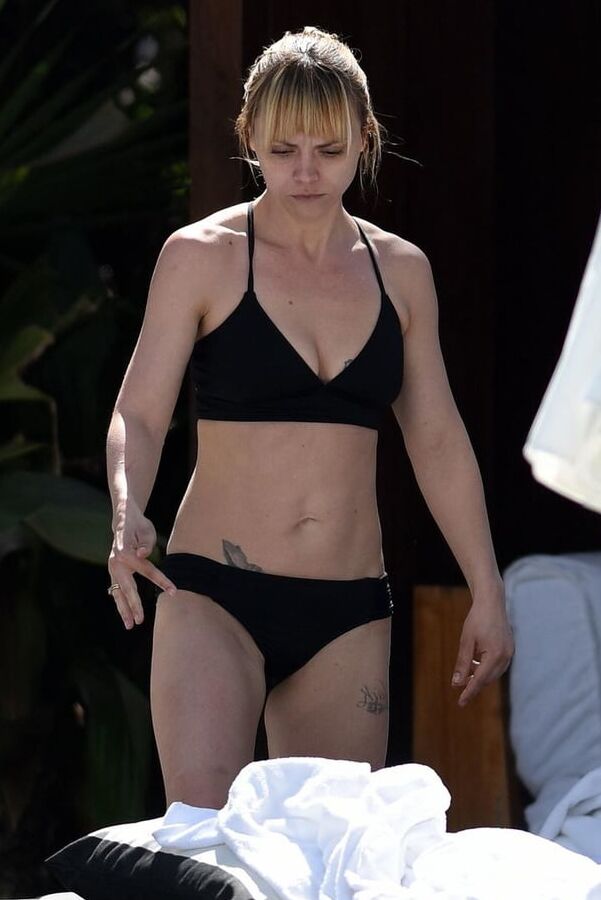 Christina Ricci juicy ass and big tits in bikini