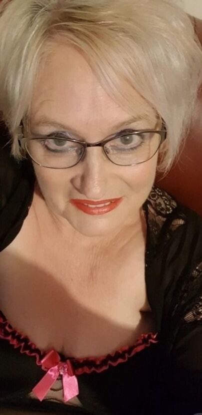 Granny Slut Pamela yo.. my next yummy hot fuck!