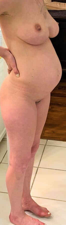 Pregnant amateur E breast second pregnancy big galery