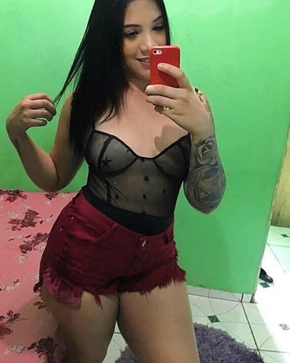 PUTA DO INSTAGRAM: Itala Ferreira