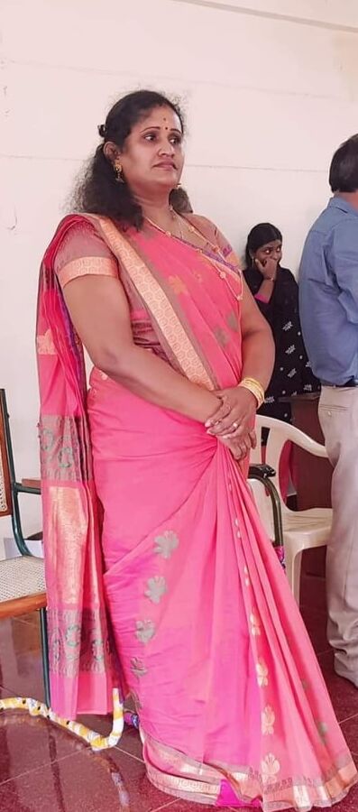 Tamil hot stylish auntys
