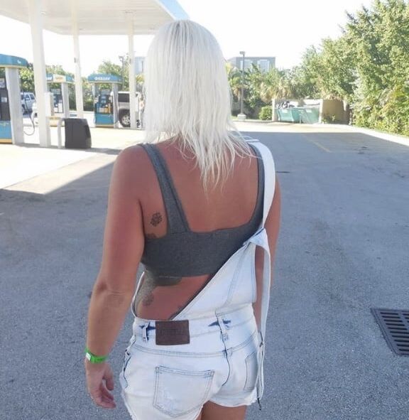 Blonde Milf, Mature, Bikini
