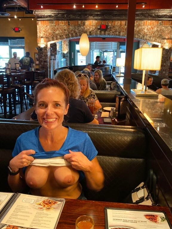 MATURE WHITE WOMEN PT.