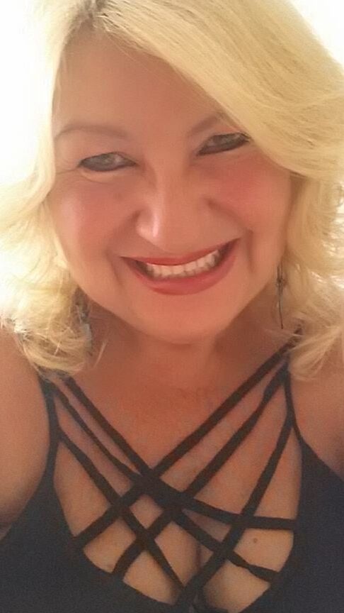 Sexy face and big bobs