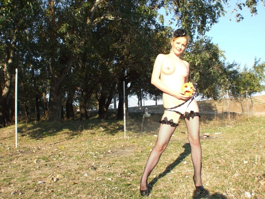 Russian Amateur young MILF