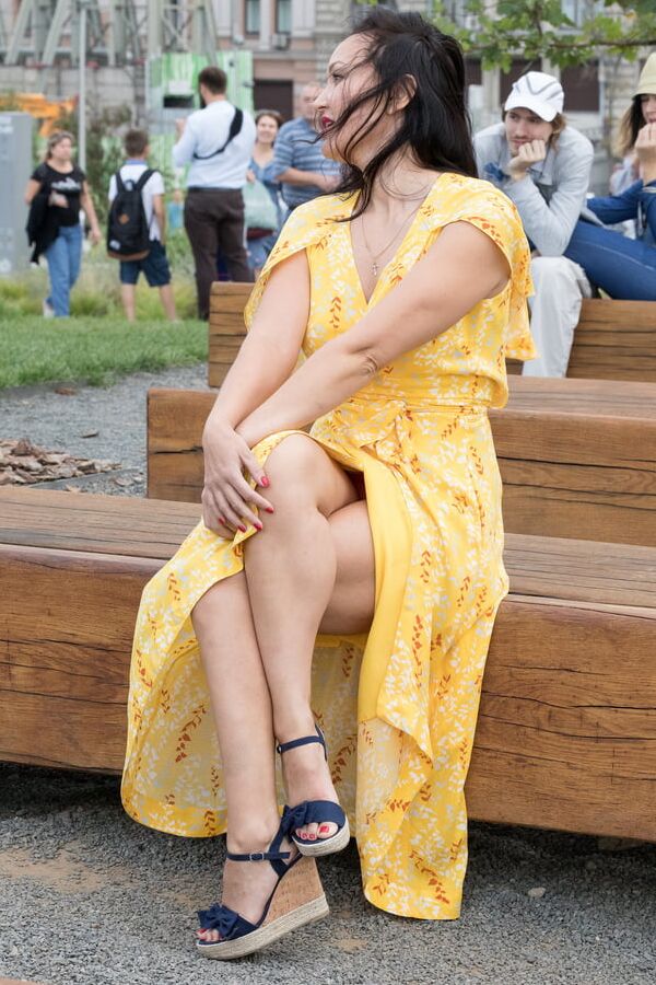 Heels and Upskirt in public