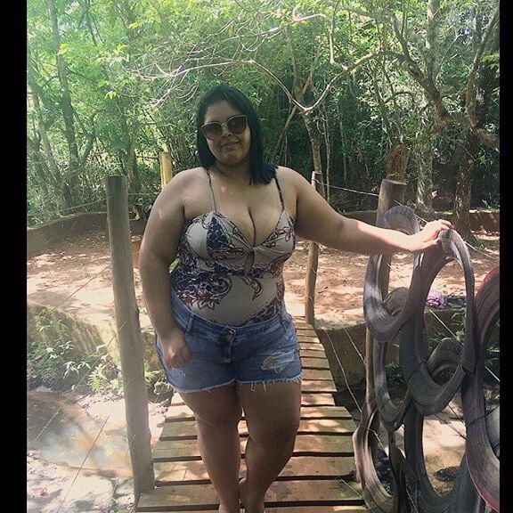 Mature Gloria (brazilian cum explosion milf)