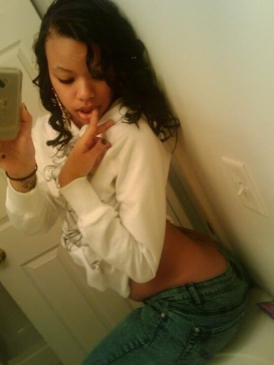 unknown curvy black women
