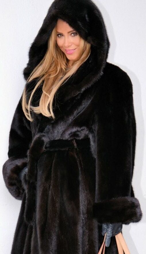 Sexy Fur Models