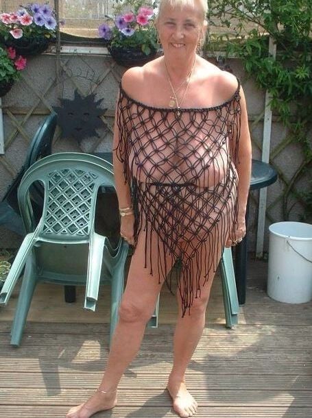 Bbw mix (Blond hot granny)