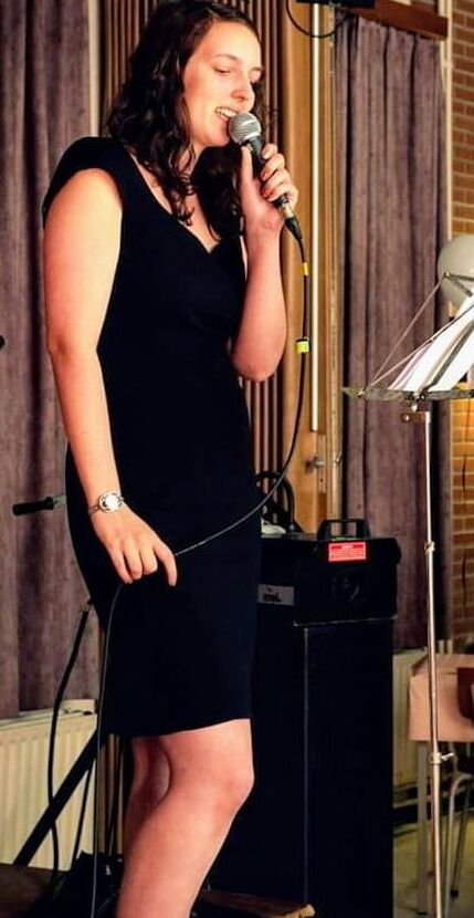 Webslut Kathleen Crombee from Brusssels