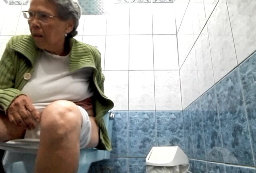 granndma&;s asshole