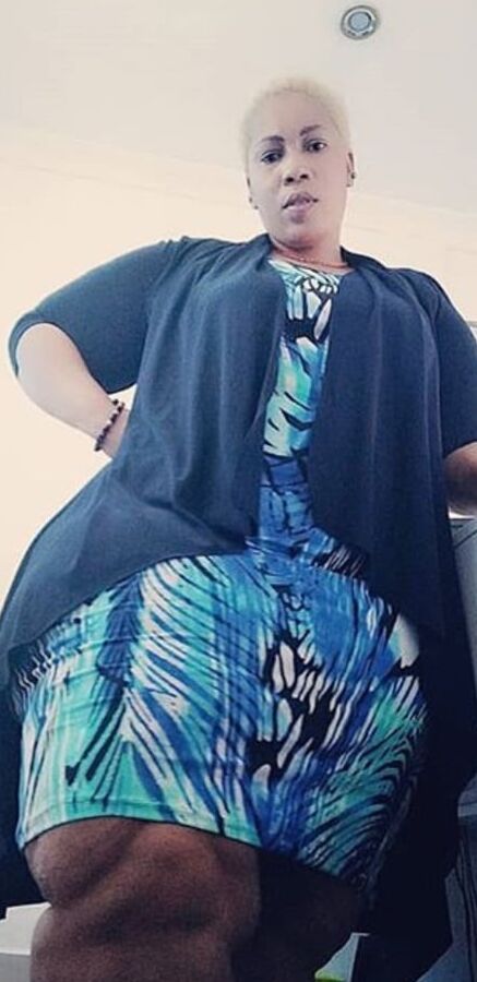 Ginormous mega booty huge leg cellulite bbw pear Divyo