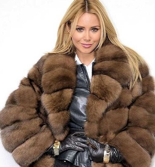 Sexy Fur Models