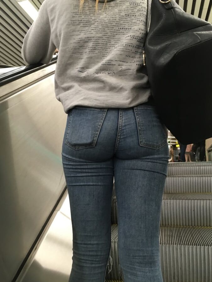 Mix ass creeps