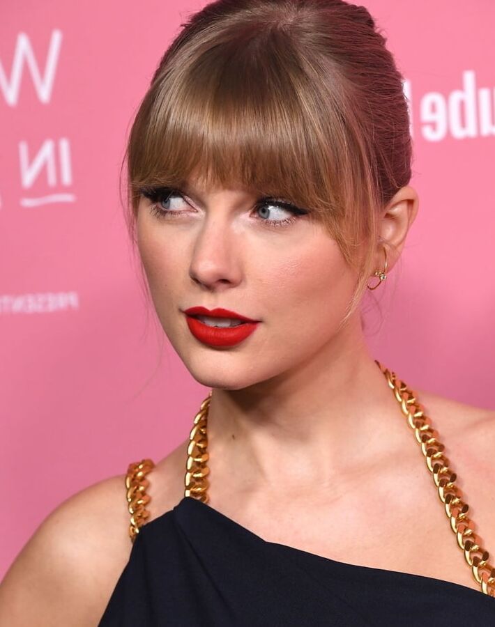 Taylor Swift&;s beautiful fucking face