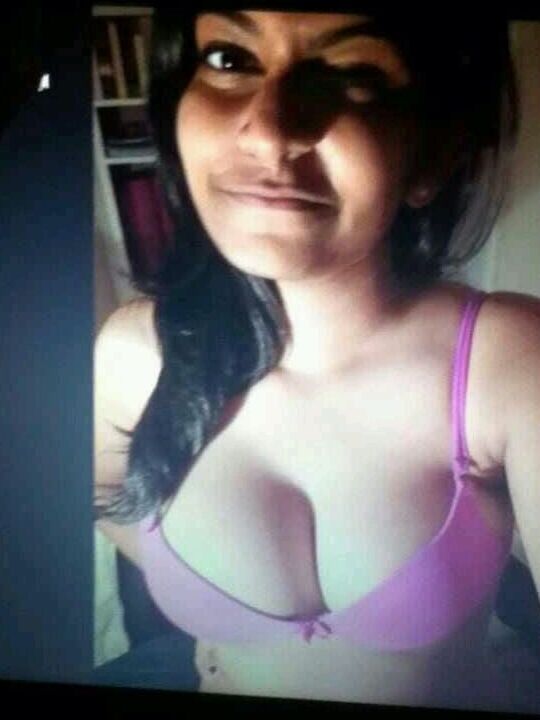 Looking for nudes....willing to trade