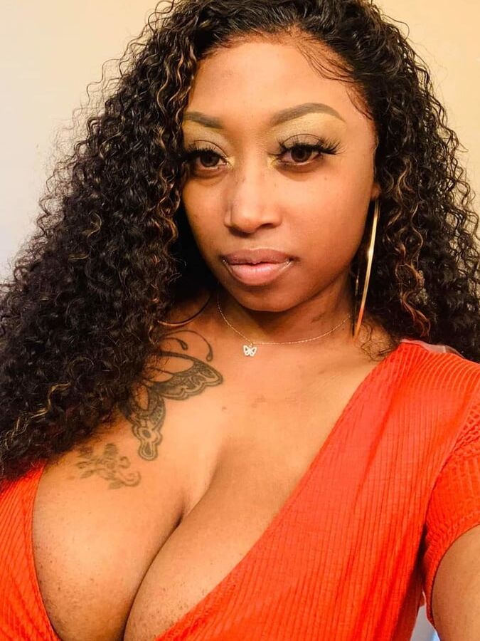 Nikki j