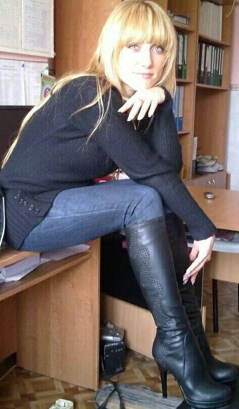 Girls in Leather and Boots part