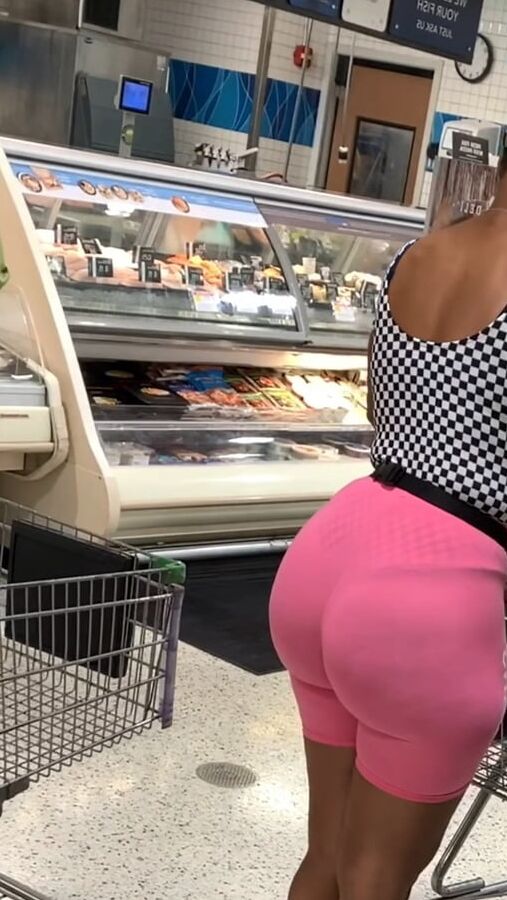 Pink big fat booty