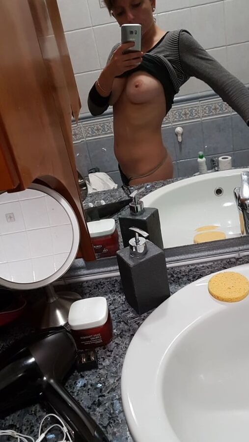 Lorraine Romano webslut needing exposure and reposting