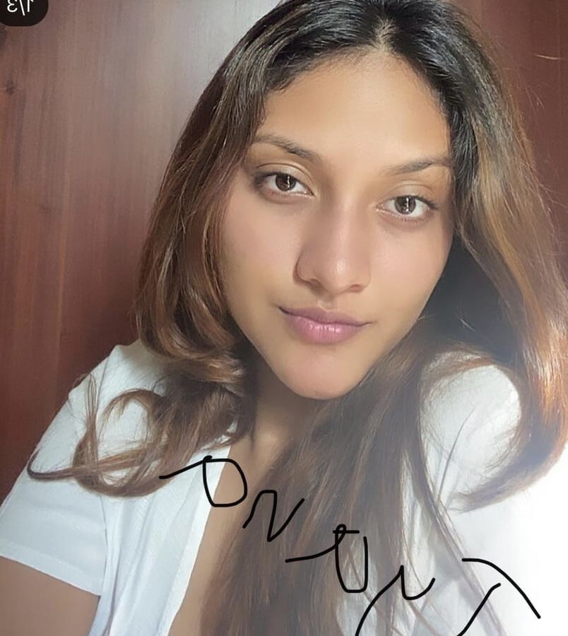 Looking for nudes....willing to trade