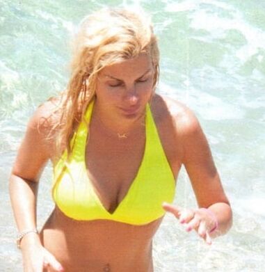 Greek Celebrity : Menegaki
