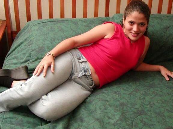 Latina facial