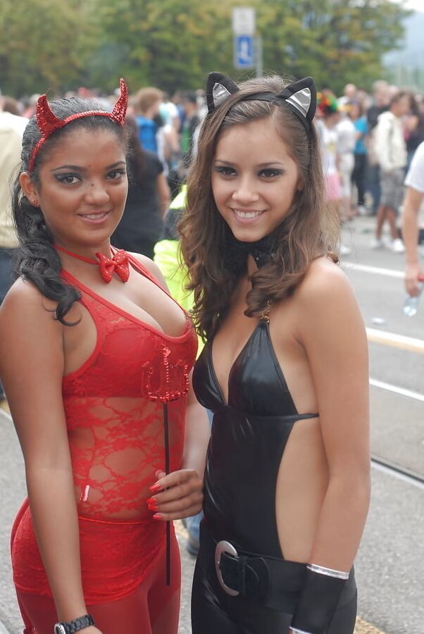 tenue sexy pour commentaire