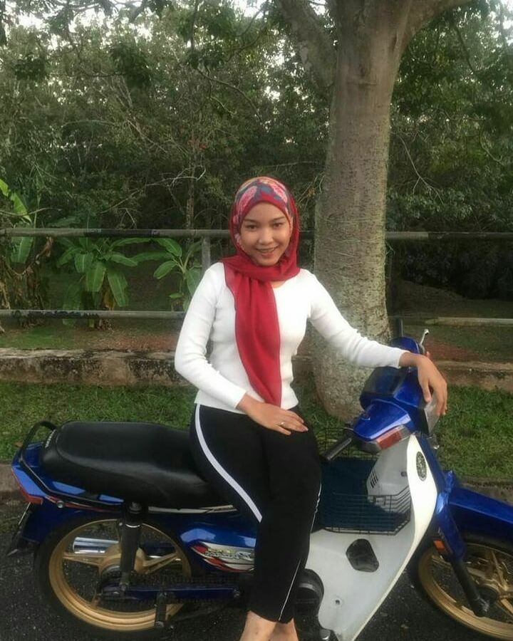 Yana Tudung