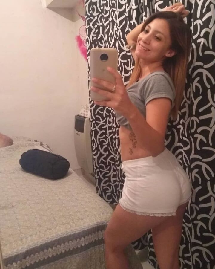 On Instagram- cami.damonte