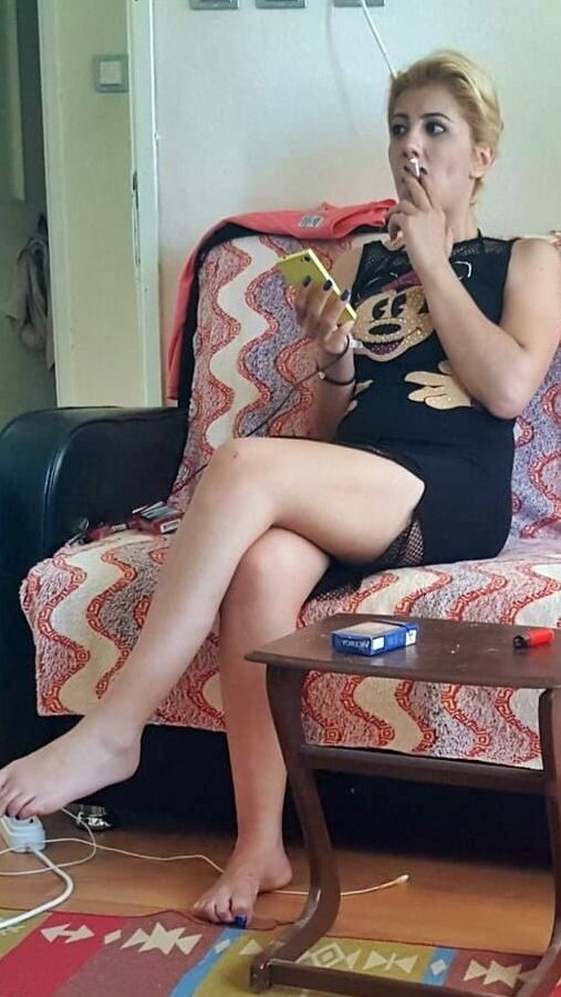 Turkish milf slut wife blonde Turk milf kadin bed house