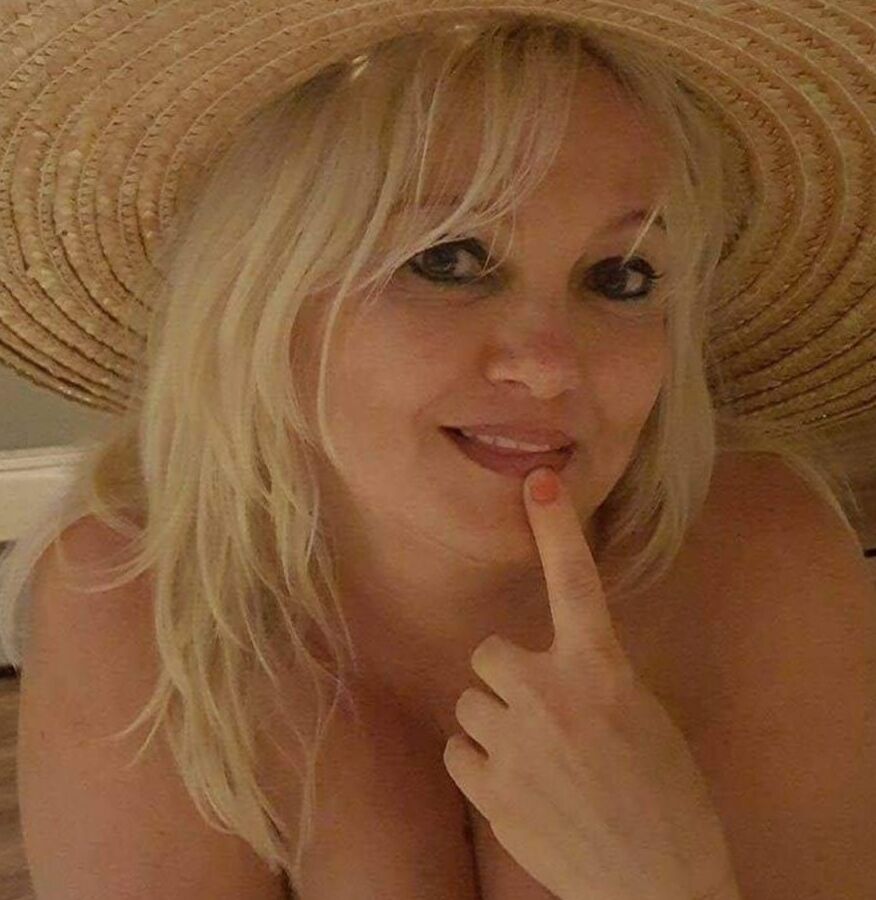 Hungarian Milf Zsuzsa