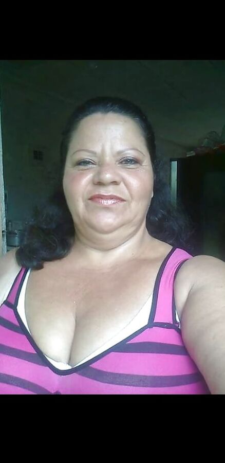 Esme nalgona madura