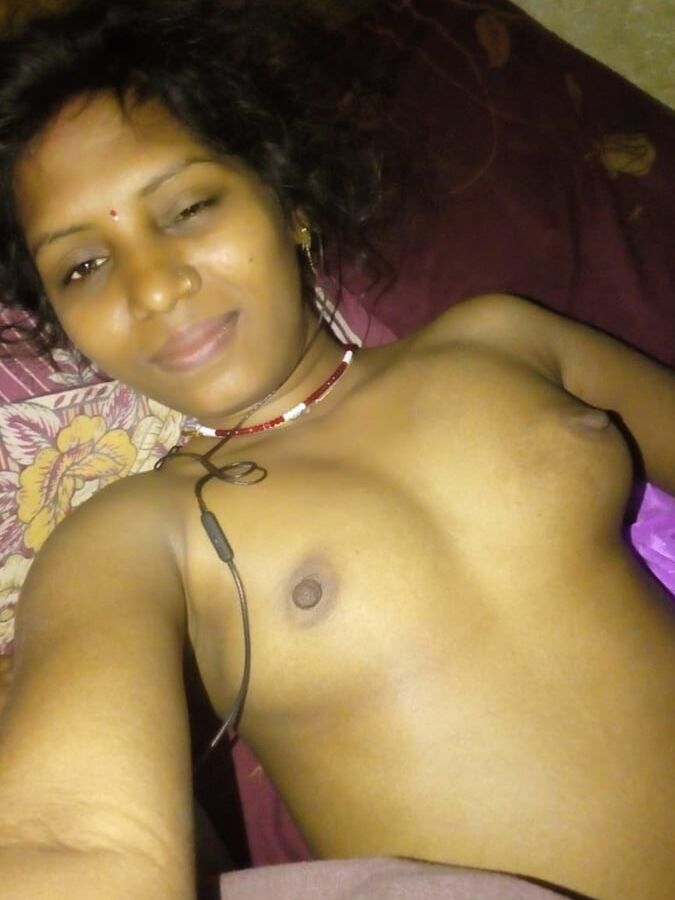 Tamil sexy girls only boobs