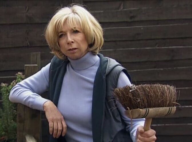 Helen Worth, British Actress, Celebrity Milf, Gilf