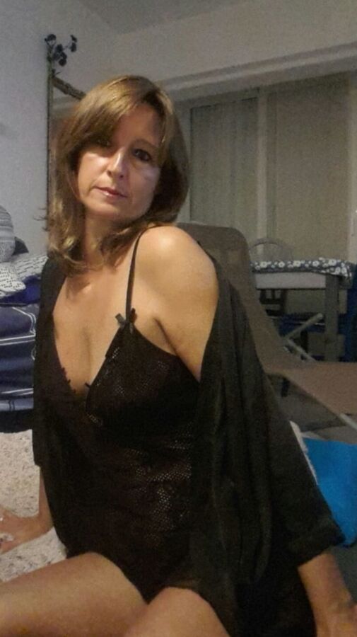 Hot milf posing