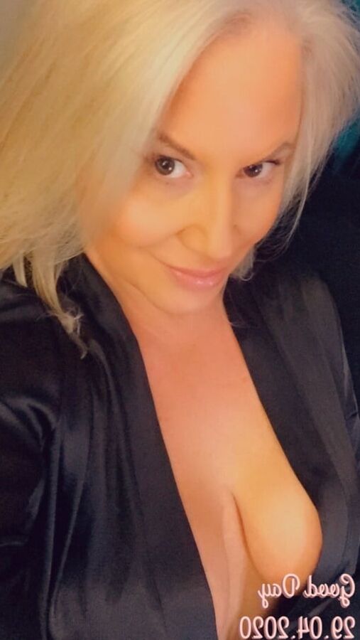 Sunny wwe
