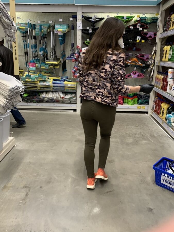 Baby with very nice ass