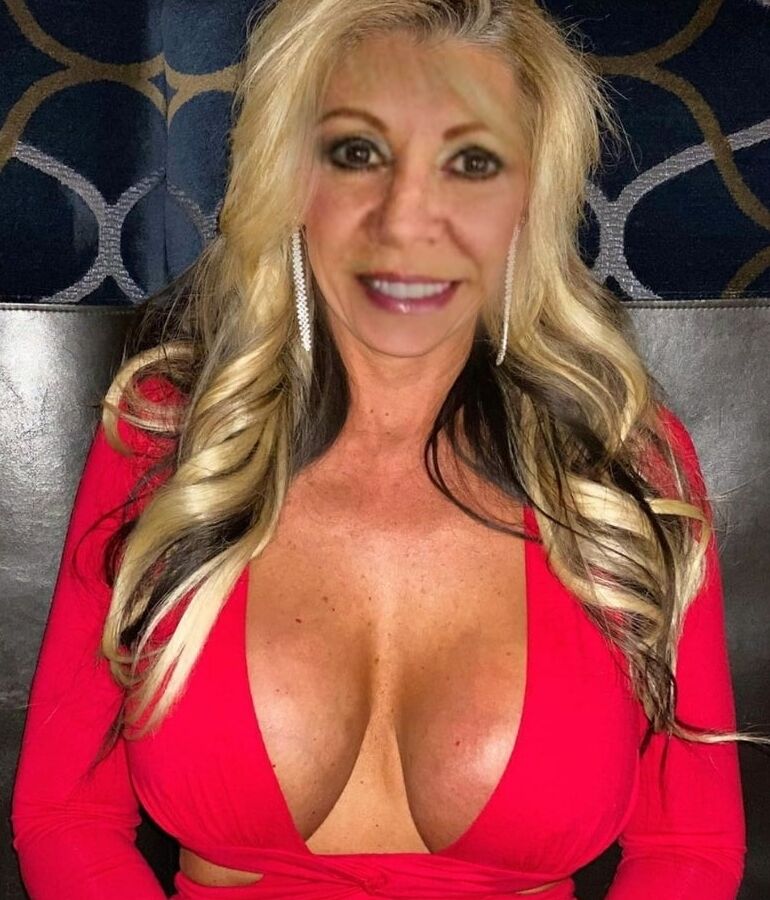 Hottest MILF and GILF you might see big boobs blonde