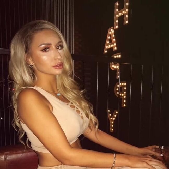 HOT Dallas, TX Bartender