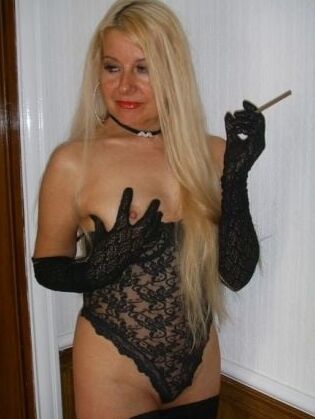 Sexy Smokers
