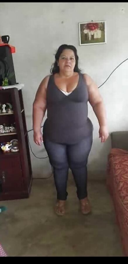 Esme nalgona madura