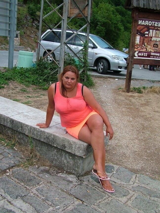 Busty Ivana